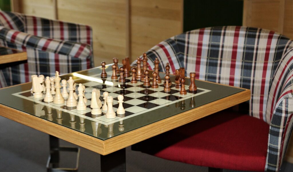 área-de-juego-de-Chesslang-portada